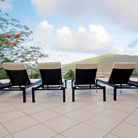 אפרטהוטל איירלי ביץ' At Waterfront Whitsunday Retreat - Adults Only מראה חיצוני תמונה