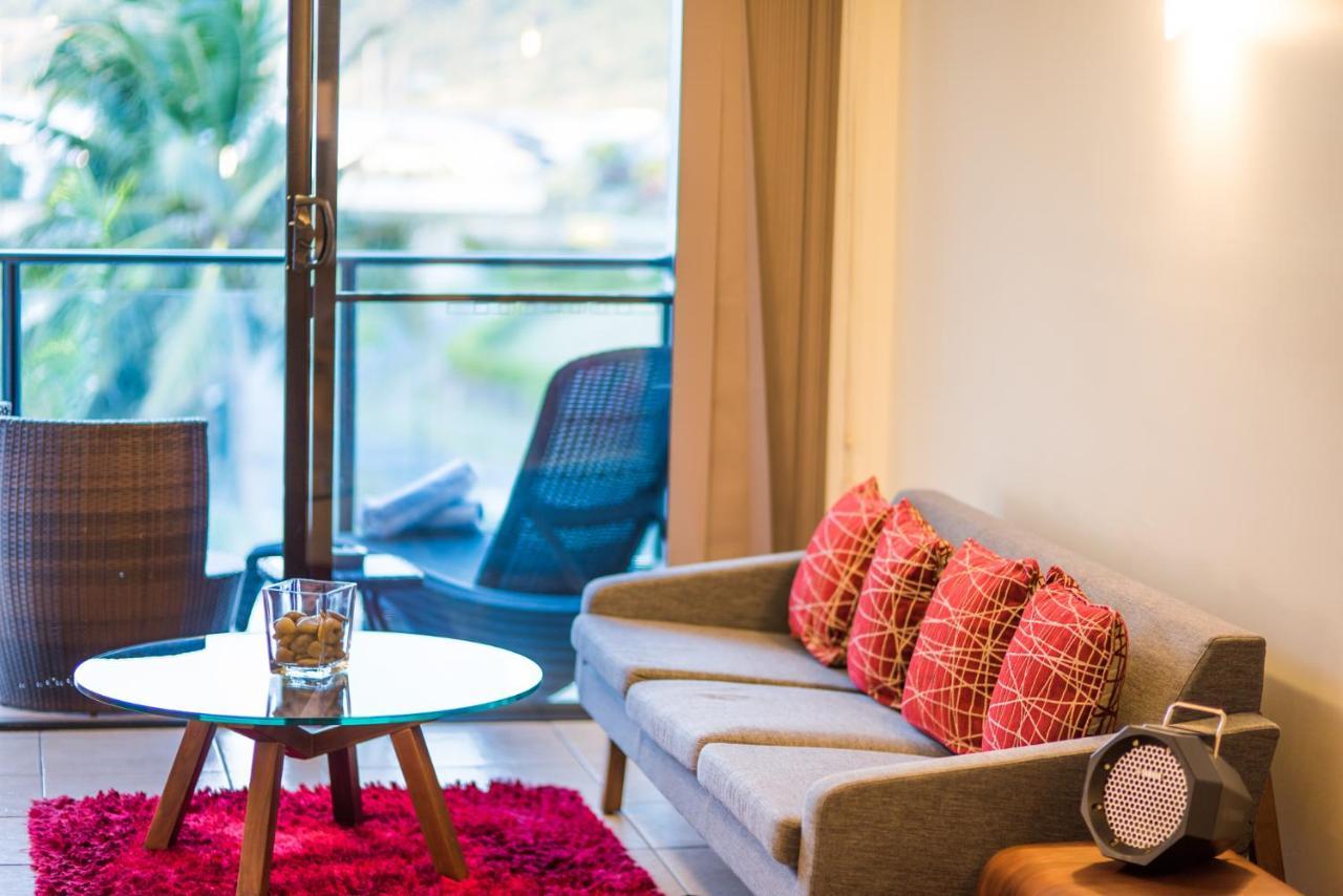 אפרטהוטל איירלי ביץ' At Waterfront Whitsunday Retreat - Adults Only מראה חיצוני תמונה