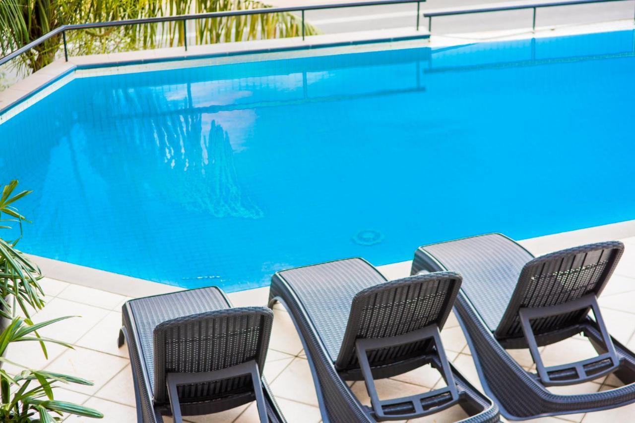 אפרטהוטל איירלי ביץ' At Waterfront Whitsunday Retreat - Adults Only מראה חיצוני תמונה