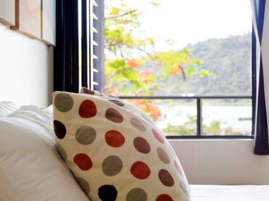 אפרטהוטל איירלי ביץ' At Waterfront Whitsunday Retreat - Adults Only מראה חיצוני תמונה
