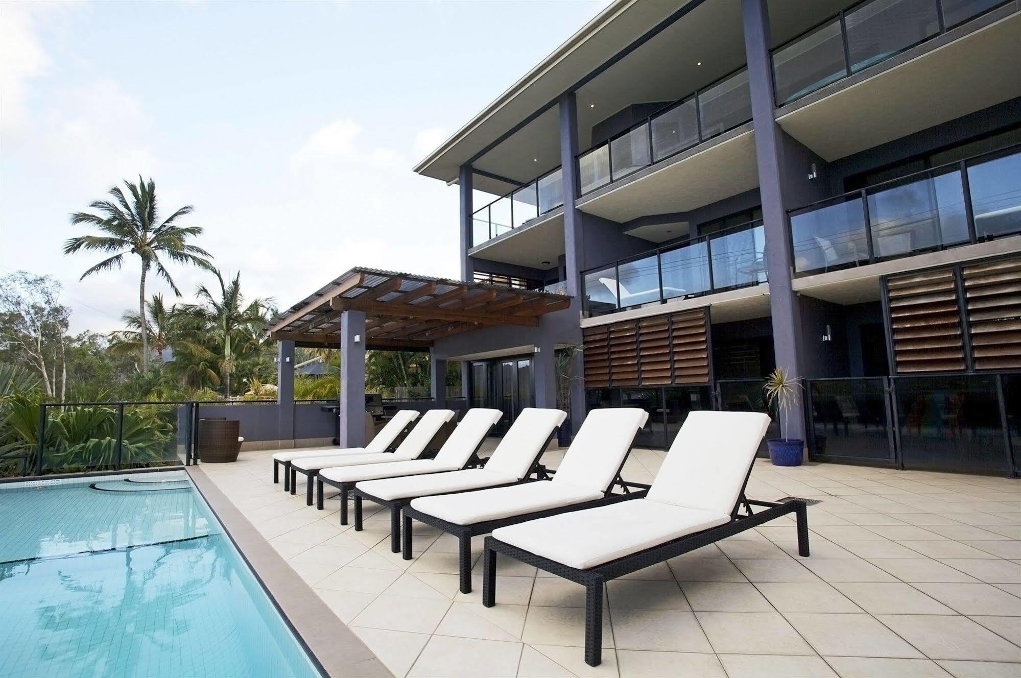 אפרטהוטל איירלי ביץ' At Waterfront Whitsunday Retreat - Adults Only מראה חיצוני תמונה